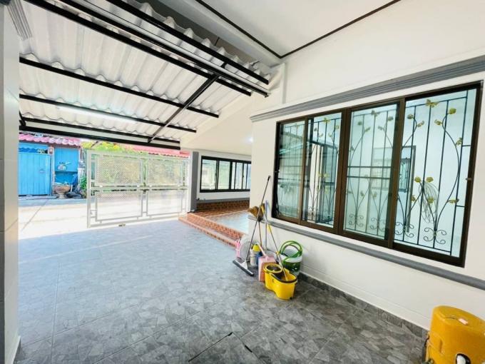 ขายบ้านพร้อมอยู่ บ้านเดี่ยวชั้นเดียว หมู่บ้านรินลดา 3 หนองตำลึง  TMTJ ภาพที่ 4