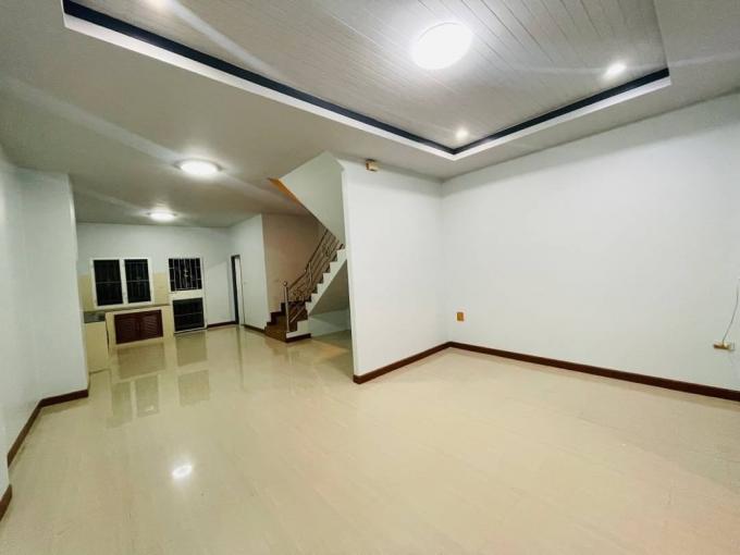 โชติกาโมเดิร์นนิตี้ พานทอง หมู่บ้านดี ใกล้โรงพยาบาล ภาพที่ 4