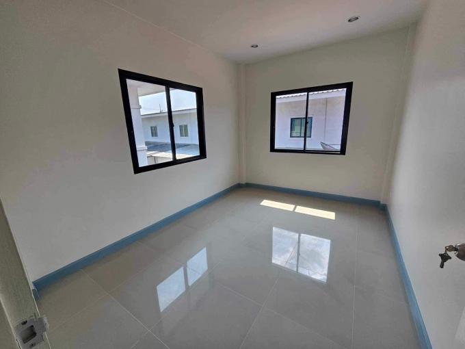 บ้านแฝดสไตล์เดี่ยว ตัวบ้านไม่ติด พานาวิว 4 ดอนหัวฬ่อ  BW  ภาพที่ 16