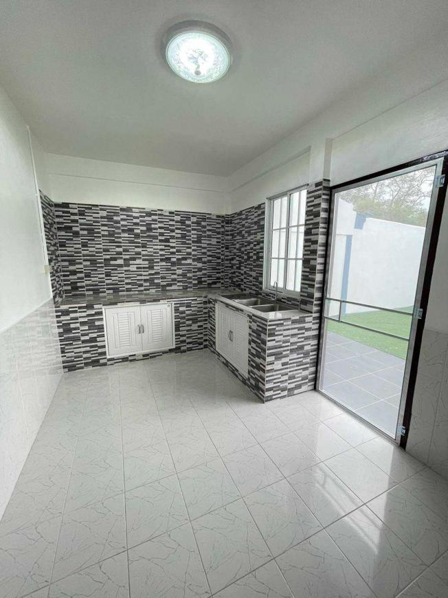 หมู่บ้านมาลัยทอง ต.บ้านสวน จ.ชลบุรี A008 ภาพที่ 8