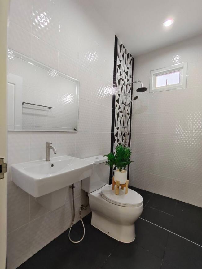 บ้านเดี่ยวหลังใหญ่ มีพื้นที่รอบบ้าน พิกัด หนองขยาด พนัสนิคม ภาพที่ 15