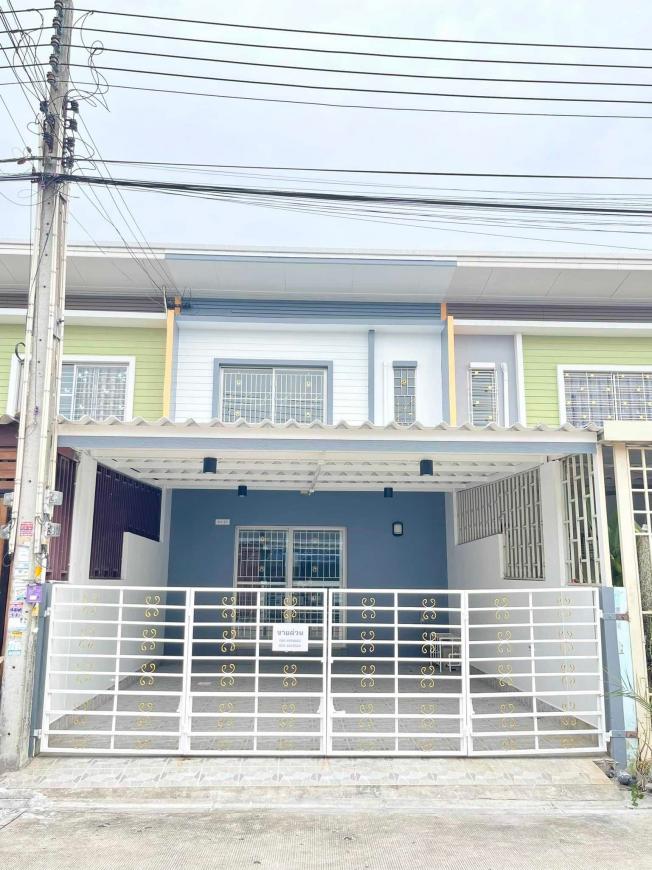 ขายบ้านหมู่บ้านแฟมิลี่ซิตี้พานทอง OKD