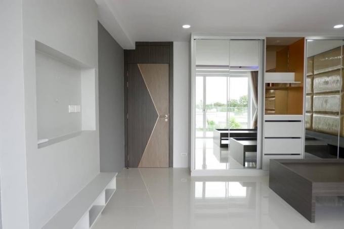 บ้านเดี่ยวหรู 2 ชั้นโครงการปาล์ม เลคไซด์ วิลเลจ พัทยา (ติดอ่างเก็บน้ำมาบประชัน)  โกดังบ้าน  ภาพที่ 12