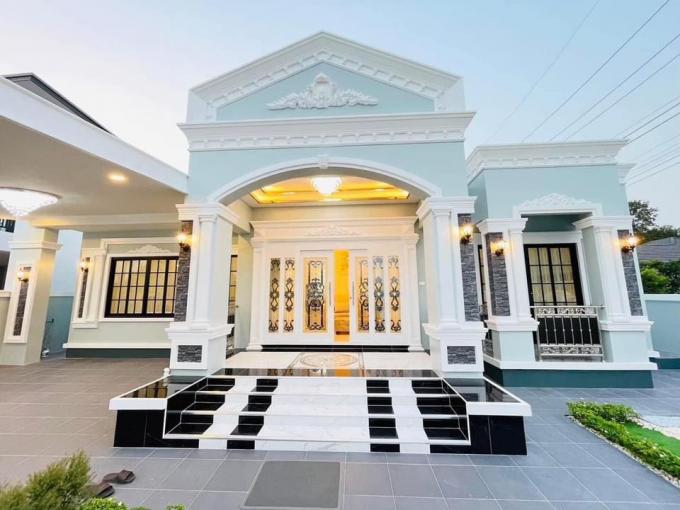 บ้านเดี่ยวสไตคฤหาสหรูพัทยา พื้นที่ 81 ตรว โกดังบ้าน  ภาพที่ 2
