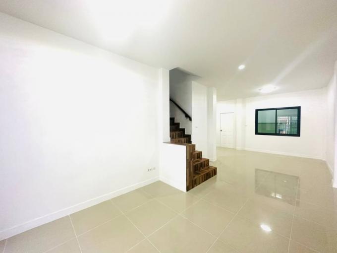 ขายบ้าน หมู่บ้านทรัพย์รุ่งเรืองซิตี้1(บ้านเก่า-พานทอง)  RAY-TM  ภาพที่ 4