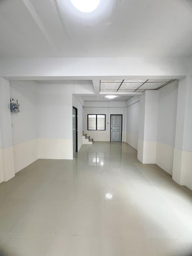 ขายบ้านหมู่บ้านสุขใจ 1 หลังมุมอยู่ห่างจากโรงเรียนมออีเทค 3 นาที M-R ภาพที่ 4