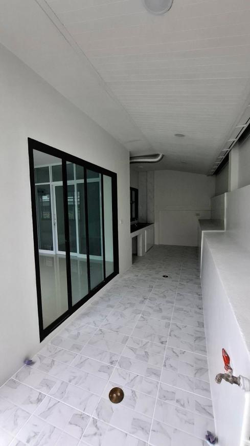 ขายบ้านหมู่บ้านเดอะเซ็นทรัล 3 ศรีราชาบ้านหลังมุม ภาพที่ 7