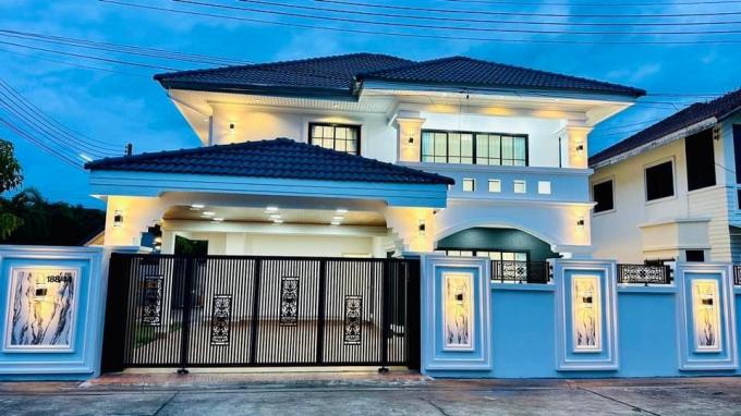 ขายบ้าน หมู่บ้านปิยวัฒน์อ่างศิลา บางแสน ติดกับโรงพยาบาลเอกชน ภาพที่ 3