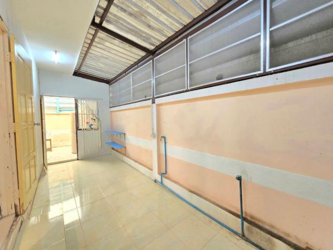 หมู่บ้านปภาดา วิลเลจ บ้านบึง รอรีโนเวท RAY ภาพที่ 4