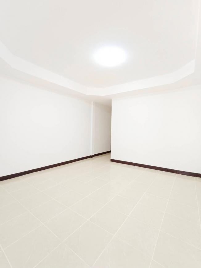 ขายบ้าน หมู่บ้านจงเจริญ อ่างศิลา OKD ภาพที่ 4