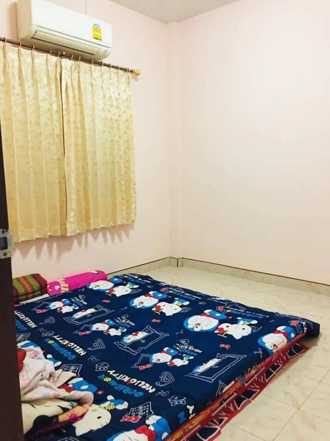 หมู่บ้าน ศิลากร 2   ทาสีใหม่ให้ทั้งหลัง  ภาพที่ 4