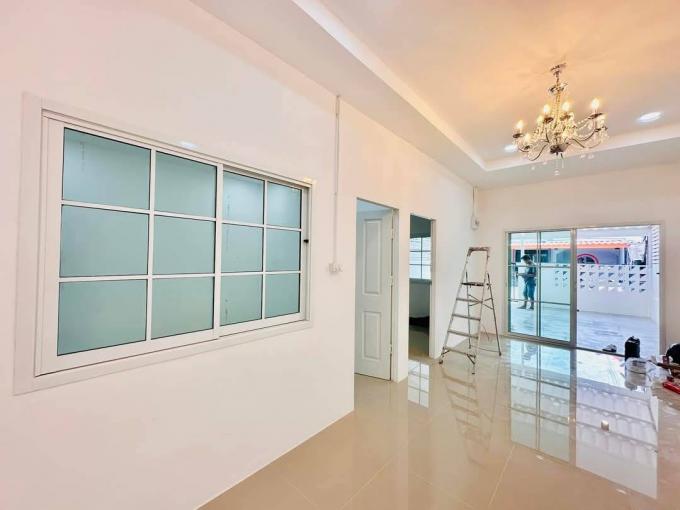 ขายบ้านหมู่บ้านราชาวิลเลจ  ตำบลบึง  อำเภอศรีราชา EVe ภาพที่ 4