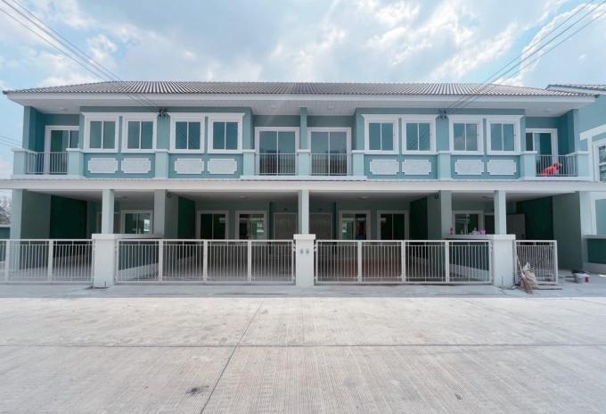 ทาวน์เฮาส์สองชั้นมือ1 อยู่ใกล้โรงเรียนเพลินจิตวิทยาเพียง 3.5 กม.เดินทาง 8 นาทีถึง ภาพที่ 2