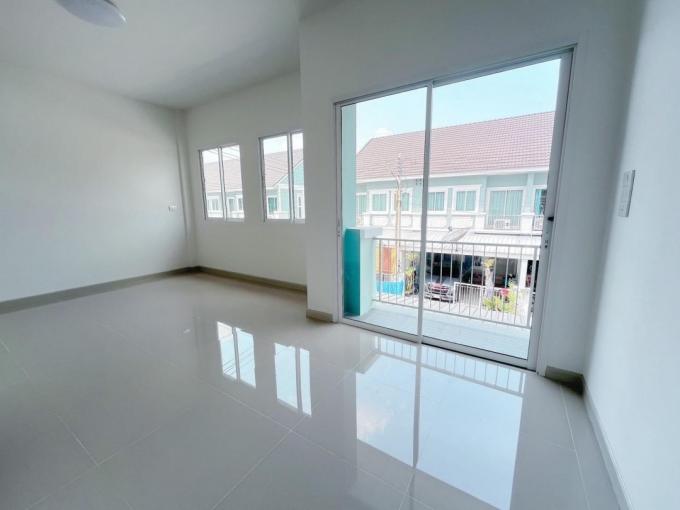ทาวน์เฮาส์สองชั้นมือ1 อยู่ใกล้โรงเรียนเพลินจิตวิทยาเพียง 3.5 กม.เดินทาง 8 นาทีถึง ภาพที่ 10