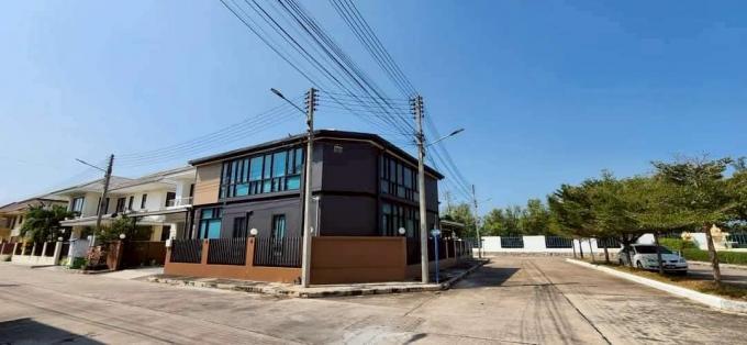 ขายบ้าน เปิดขายบ้านในโครงการภัทราพร2  อยู่เชิงสะพานใหม่ชลบุรีบ้านหัวมุมหลังใหญ่  Patt  ภาพที่ 2