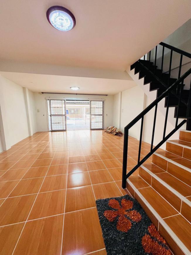 ขายบ้าน หมู่บ้าน อโนมา3 โรบินสันอมตะ โกดัง ภาพที่ 4