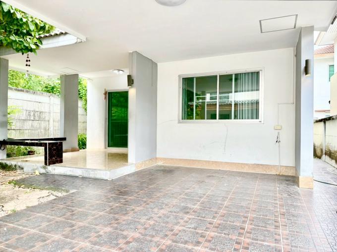 ขายบ้าน  หมู่บ้านกีรดา บ้านแฝดหลังริมทำเลดี​ บนถนนเลี่ยงหนองมน ใกล้ทั้งสุขุมวิทและมอเตอร์เวย์  พี่แจง ภาพที่ 3