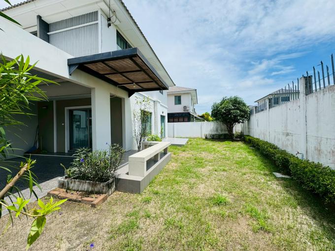 ขายบ้าน บ้านแฝด 2 ชั้น หมู่บ้านไลฟ์ซิตี้โฮม 2 สุขุมวิท-อ่างศิลา PEH ภาพที่ 3