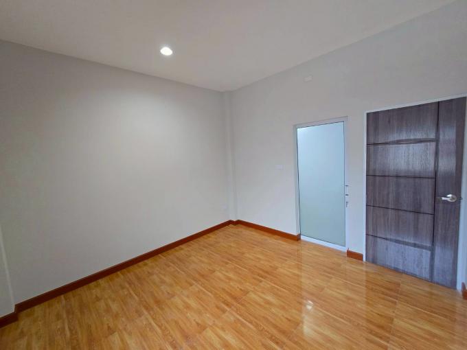 ขายบ้าน บ้านเดี่ยวทำเล พิกัด นาป่า-ท้องคุ้ง  ใกล้เมือง ใกล้โรบินสัน ใกล้นิคมอมตะชลบุรี ภาพที่ 6
