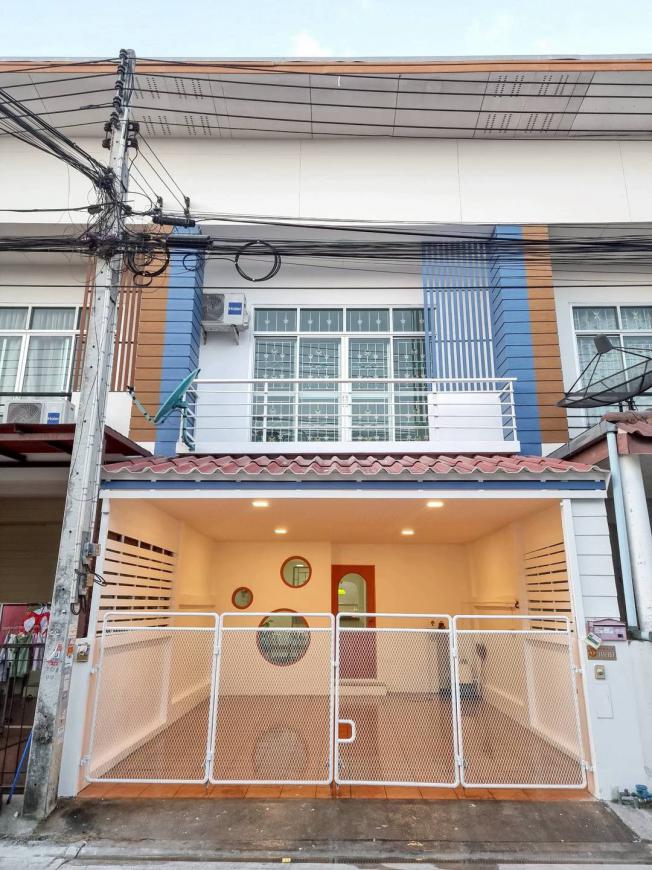 ขายบ้าน ทาว์เอ้าส์2 ชั้นสำนักบก พานทอง หนองตำลึง