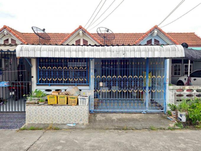 TM028 ขายบ้าน หมู่บ้านตะวันออกบ้านบึง ชลบุรี รีโนเวทใหม่ทั้งหมดขาย 1.7 ล้าน 