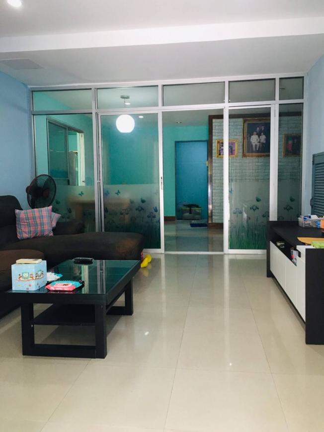 บ้านแฝด เดอะคันทรี่ เมืองใหม่ ตำบลเสม็ด ภาพที่ 6