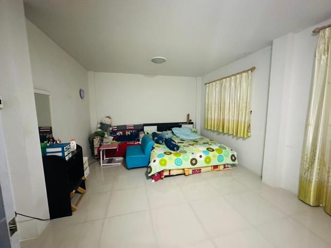 ขายบ้าน หมู่บ้านกีรติธานี  ทาวน์เฮ้าส์ 2 ชั้น บ้านสวน  หลังมุม  ภาพที่ 9