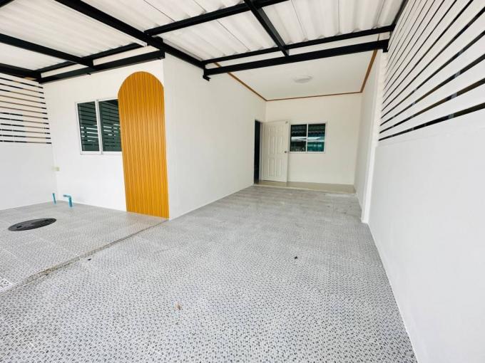 ขาย หมู่บ้านทองรุ่งโรจน์ (บ้านเซิด-พนัสนิคม) ภาพที่ 2