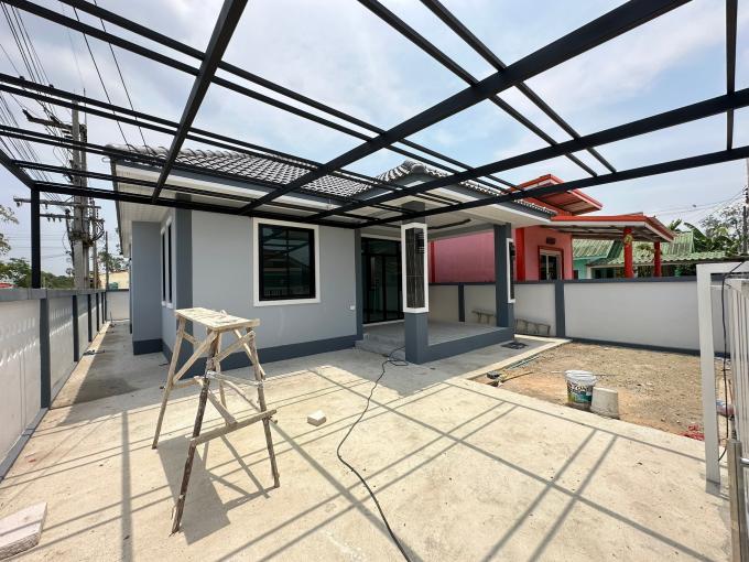 ขาย บ้านเดี่ยว บ้านชุติกาญจน์  ทำเลนาป่า หลังห้างแจ๊ส 1 กิโลเมตร ภาพที่ 3