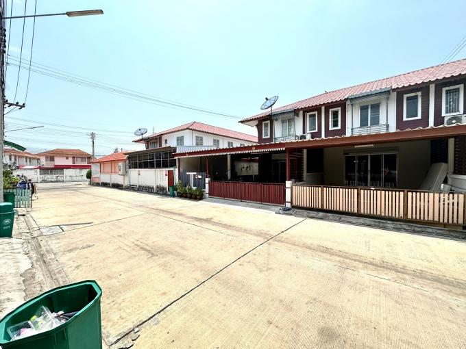 เปิดจองบ้าน ก่อนรีโนเวท ขายบ้าน ม.แฟมิลี่ซิตี้ นาป่า ใกล้อมตะ เฟส 1-6 ภาพที่ 4
