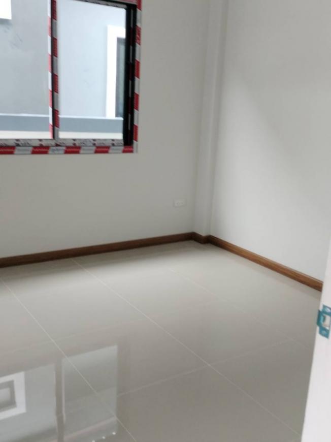 ขายบ้าน / ผ่อนตรง โครงการศิริพรมาบยางพร 22 ซอย 20ปลวกแดง ภาพที่ 4