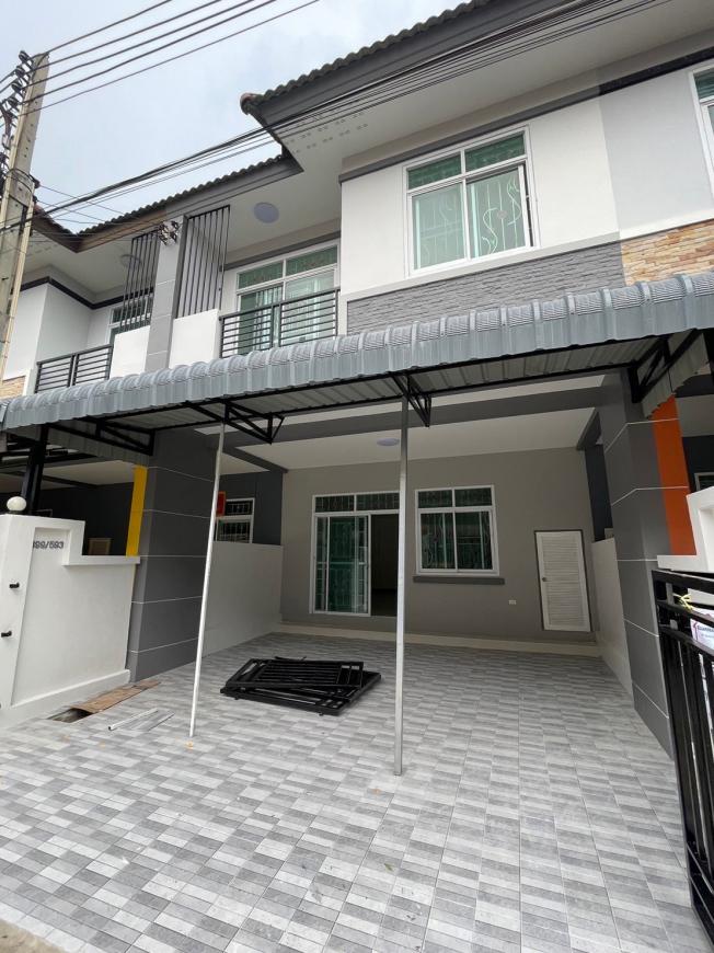 ขายบ้าน หมู่บ้านทรัพย์รุ่งเรืองซิตี้ 2 ทาวน์เฮ้าส์ 2 ชั้น  ภาพที่ 2