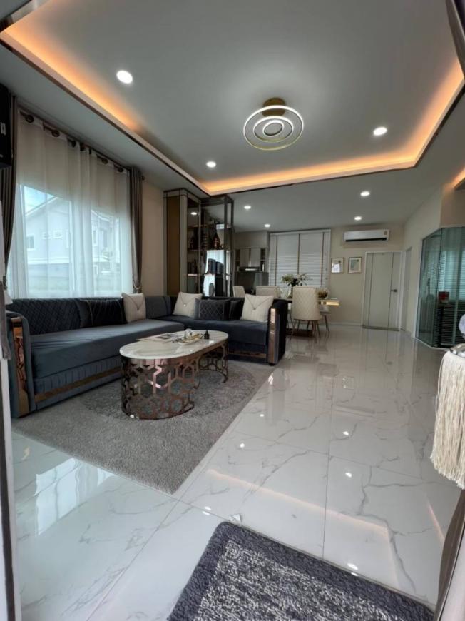 The Symphony Sriracha บ้านแฝด สไตล์โคโรเนียล ศรีราชา ภาพที่ 7