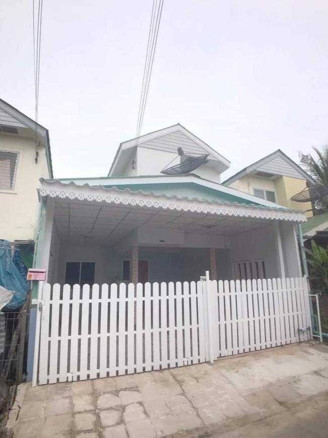 หมู่บ้านเอื้ออาทร พานทอง ภาพที่ 2