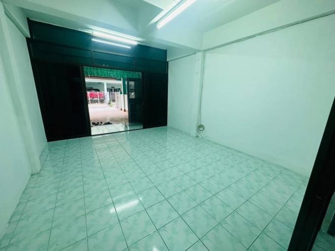 เปิดจองบ้านรีโนเวช ทำเลทองติดตลาดโรงสี นาป่า    พื้นที่ 20 ตร.ว  หญิง  ภาพที่ 6