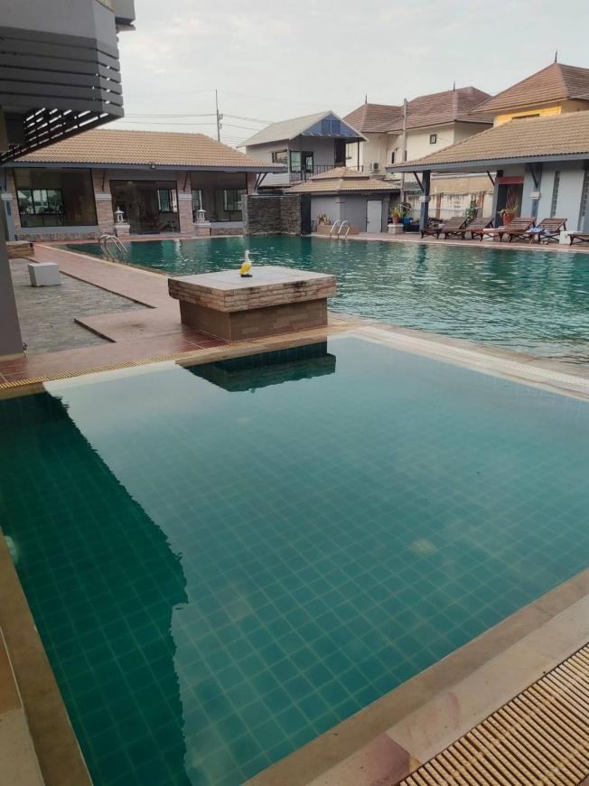 ขายคอนโดธนาบุรีคอนโดห้องใหญ่เส้นบ้านเก่าพานทองตรงทางรถไฟ ภาพที่ 2