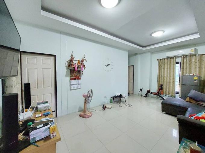 ขายบ้านแฝดหมู่บ้านแสนมณี  บ้านเก่าพานทอง ภาพที่ 7