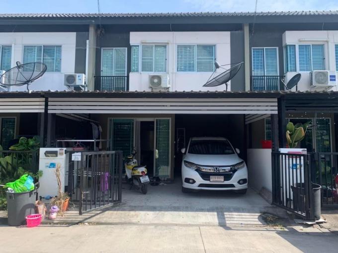 ทาวน์เฮ้าส์ 2 ชั้น มบ.พฤกษา 122  อมตะ-บายพาส