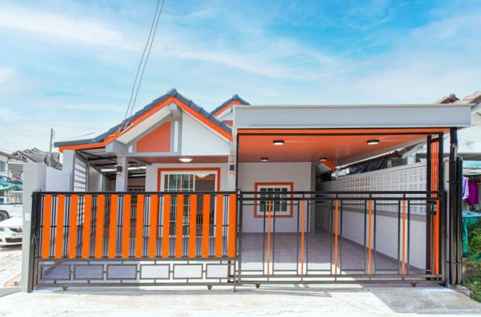 ขายบ้าน บ้านเดี่ยวชาคริตวิลล่า  ใกล้นิคมแหลมฉบัง- เครือสหพัฒน์ ศรีราชา