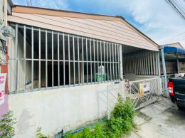 ศิลากร 2 พานทอง ** กำลังรีโนเวท >>โทนสี เทาขาว
