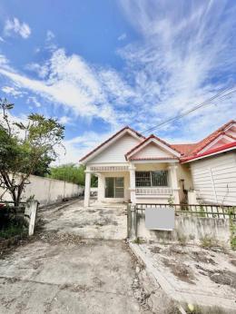 ขายบ้านคลองตำหรุ หลังมุม ทำเลดี ใกล้โรงพยายาลวิภาราม อมตะชลบุรี  TMG 