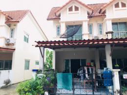 หมู่บ้านรินรดา  หนองตำลึง   หลังมุม รีโนเวทสีใหม่ทั้งหลัง 