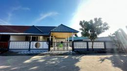 ขายบ้าน หมู่บ้านทรัพย์รุ่งเรืองซิตี้1 บ้านเก่า - พานทอง หลังมุม พื้นที่เยอะมาก 