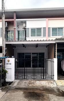 TM025 ขายบ้าน หมู่บ้าน เดอะ เน็กซ์ ทาวน์โฮม ศรีราชา ทำใหม่ท้งหลัง  (The Next Townhome Sriracha)