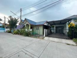 ขายบ้าน บ้านแฝด บางแสน ทำเล เตาปูน  สถานะกำลังรีโนเวท