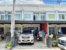 ขายบ้าน  หมูู่บ้านเหมืองทองทาวน์โฮม 4 (เหมือง,บางแสน) ขายตามสภาพ 