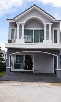 The Symphony Sriracha บ้านแฝด สไตล์โคโรเนียล ศรีราชา